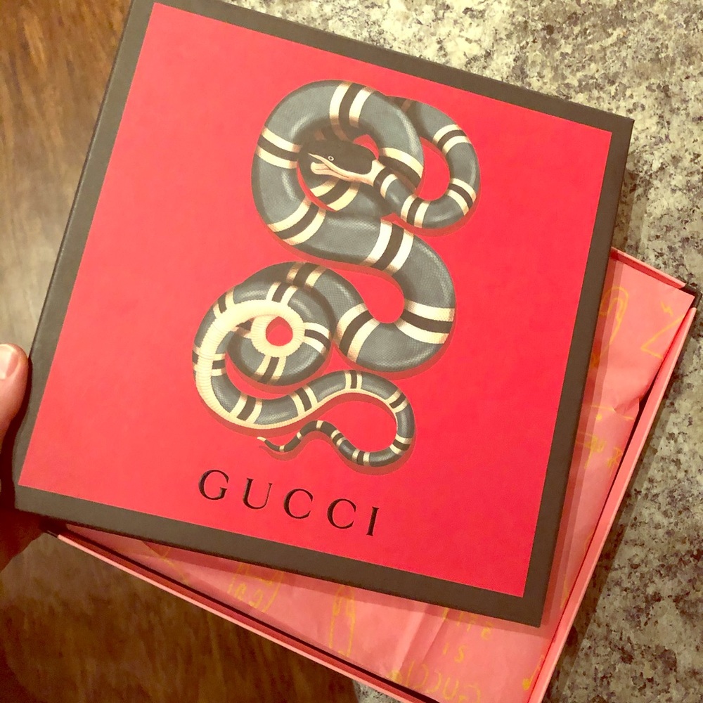 Gucci scarf box (scarf is NOT included)